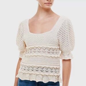 Q&A Beige Crocheted Short Sleeve Sweater Top in Size Large